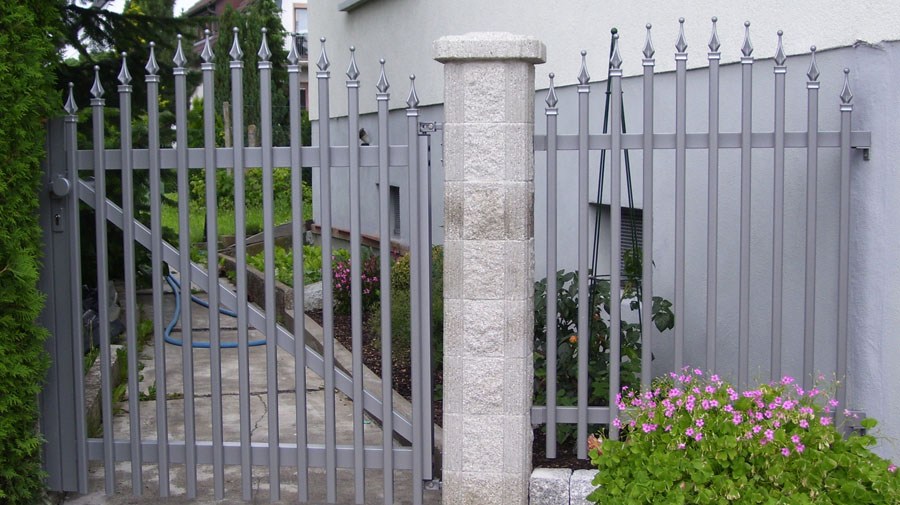 Drehtor München, 1 Flügel, Überziehung, RAL 9007