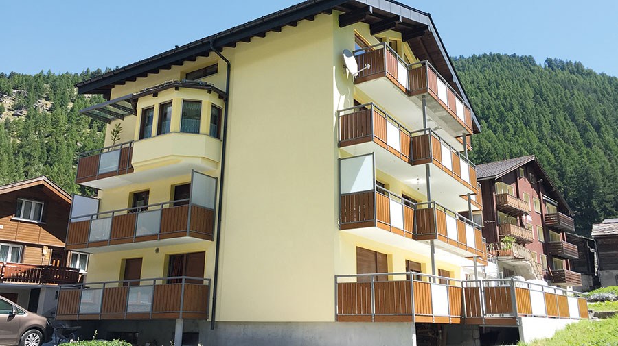 Balkongeländer Straßburg/Delemont, Holzdekor
