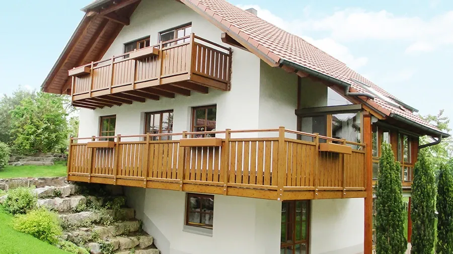 Geländer Waldkirch, Zirbelkiefer dunkel